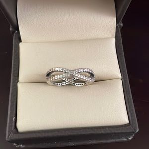 Pandora crossing paths ring - size 6